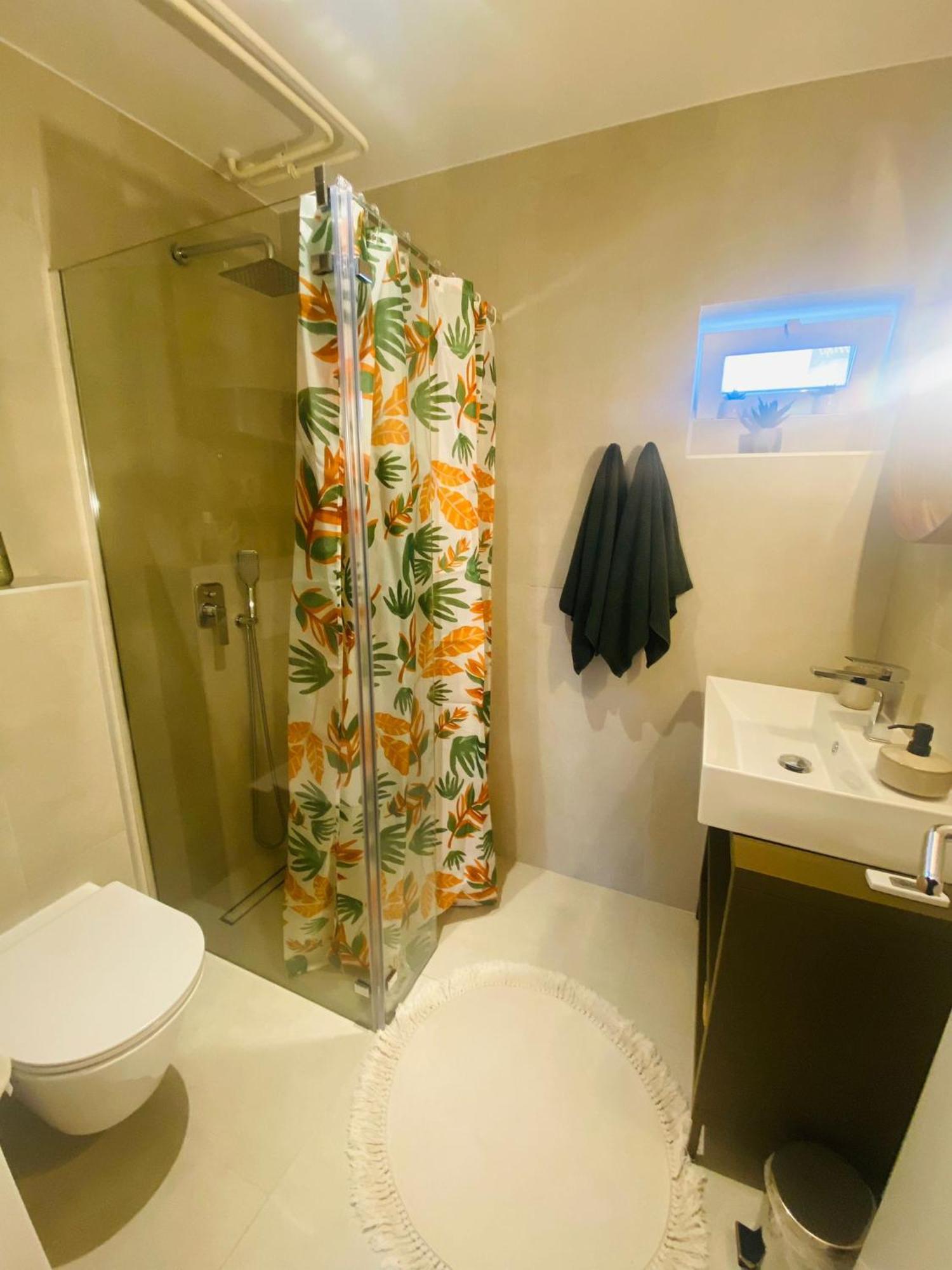 Apartments Nikval ロヴィニ エクステリア 写真